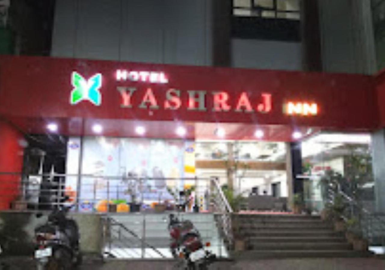 Hotel Yashraj Inn Beed Exterior photo